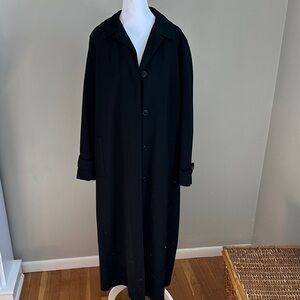 Gallery Hooded Button-down long coat in black, Sz 8